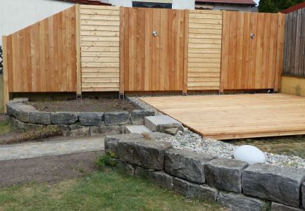 Sichtschutz aus Holz 